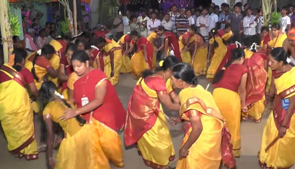 kolattam dance or kolannalu dance