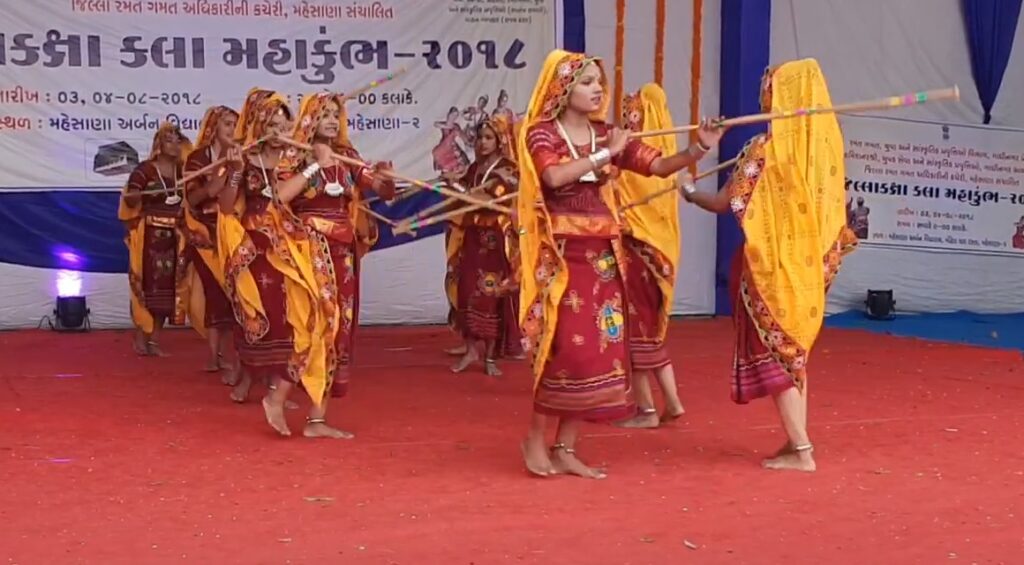 tippani dance